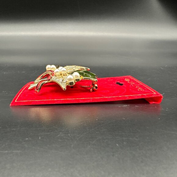 Christmas Brooch Pin Holiday Lane Holly Red Green Enamel Faux Pearls Rhinestones - Picture 3 of 7
